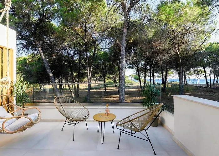 Karidi Boutique Vourvourou