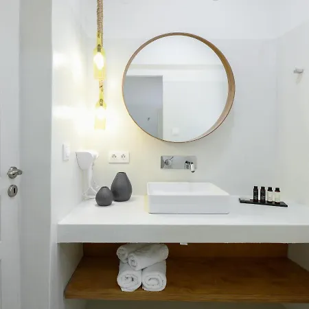 Ξενοδοχείο με διαμερίσματα Karidi Boutique 3*